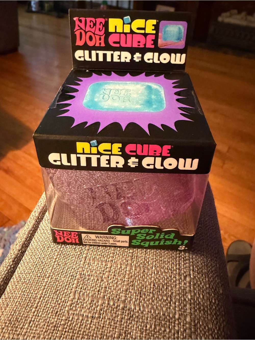 Nice Cube Glitter & Glow pink Stress Toy